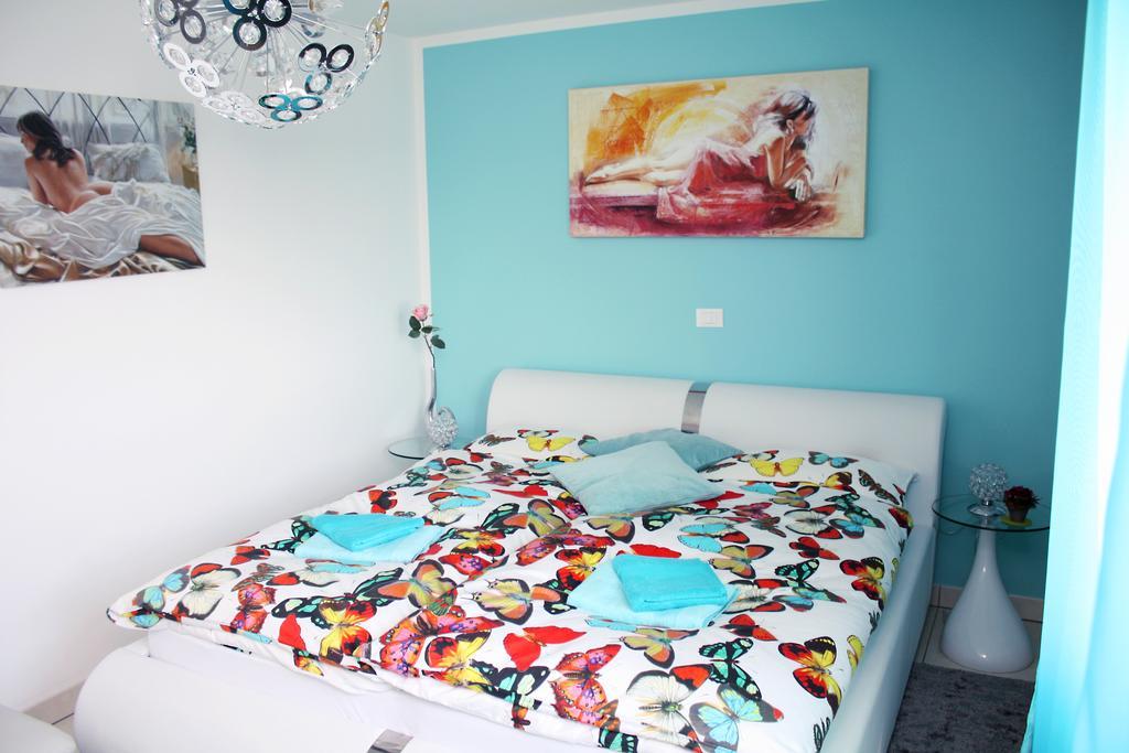 Apartments Villa Lili Umag Room photo